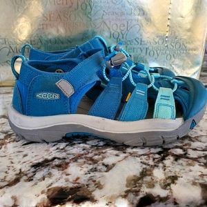 Keen Newport H2 water sandals
